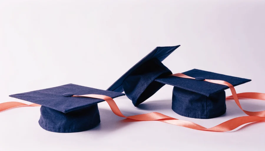 Egresados para escuelas